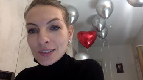 Snapshot of smiling_lexa chatting on 11-27-25, 08:55 smiling_lexa online show from 11-27-25, 08:55