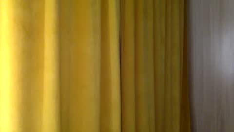 Snapshot of smiling_lexa chatting on 06-18-26, 08:35 smiling_lexa online show from 06-18-26, 08:35