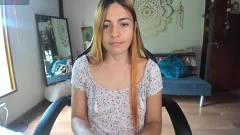 Snapshot of smilingsalor chatting on 12-03-24, 08:39 SmilingSalor online show from 12-03-24, 08:39