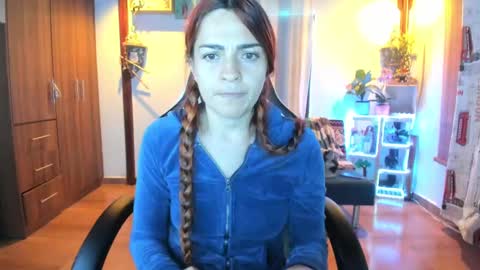 Snapshot of smilingsalor chatting on 02-10-25, 01:35 SmilingSalor online show from 02-10-25, 01:35