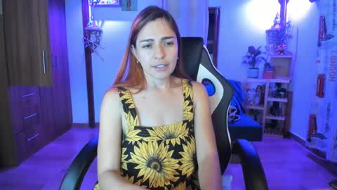 Snapshot of smilingsalor chatting on 02-12-25, 11:51 SmilingSalor online show from 02-12-25, 11:51