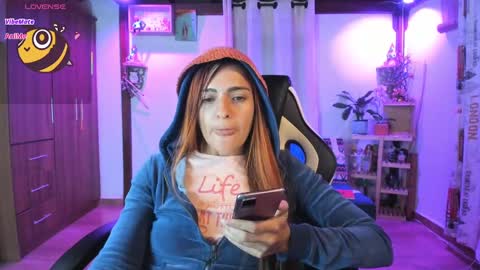 Snapshot of smilingsalor chatting on 03-07-25, 01:09 SmilingSalor online show from 03-07-25, 01:09