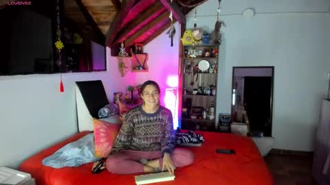 Snapshot of smilingsalor chatting on 10-30-25, 01:40 SmilingSalor online show from 10-30-25, 01:40