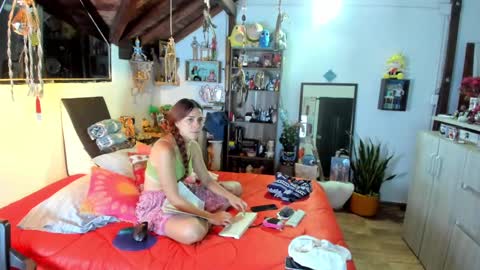 Snapshot of smilingsalor chatting on 11-19-25, 03:28 SmilingSalor online show from 11-19-25, 03:28