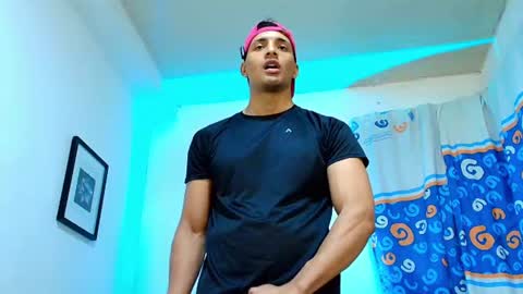Snapshot of smith_fitness chatting on 06-09-26, 02:28 Smith Fitness online show from 06-09-26, 02:28