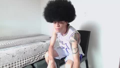 Snapshot of smith_gael chatting on 10-21-25, 03:24 Smith Gael online show from 10-21-25, 03:24