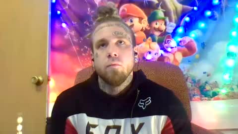 Snapshot of smokebluntafterblunt chatting on 12-30-24, 04:51 smoke online show from 12-30-24, 04:51