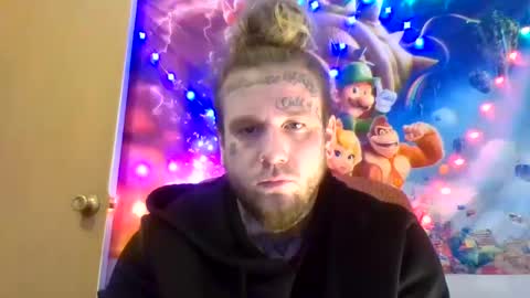 Snapshot of smokebluntafterblunt chatting on 01-17-25, 03:32 smoke online show from 01-17-25, 03:32