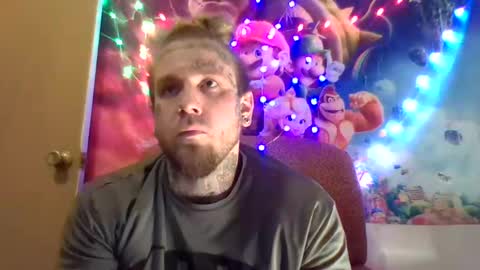 Snapshot of smokebluntafterblunt chatting on 01-23-25, 01:30 smoke online show from 01-23-25, 01:30