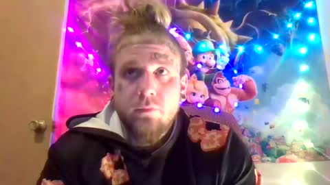 Snapshot of smokebluntafterblunt chatting on 02-17-25, 03:25 smoke online show from 02-17-25, 03:25