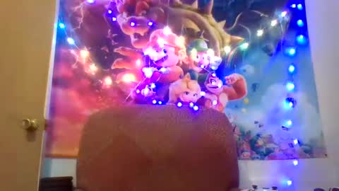 Snapshot of smokebluntafterblunt chatting on 02-19-25, 08:33 smoke online show from 02-19-25, 08:33