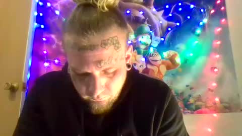 Snapshot of smokebluntafterblunt chatting on 03-09-25, 01:48 smoke online show from 03-09-25, 01:48