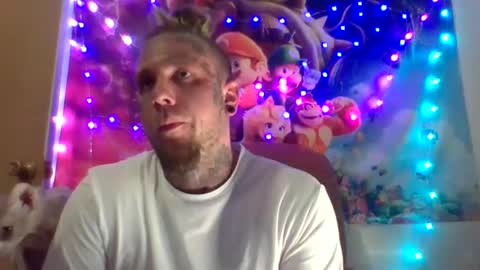 Snapshot of smokebluntafterblunt chatting on 03-10-25, 03:01 smoke online show from 03-10-25, 03:01