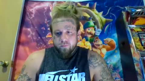 Snapshot of smokebluntafterblunt chatting on 11-11-25, 12:43 smoke online show from 11-11-25, 12:43