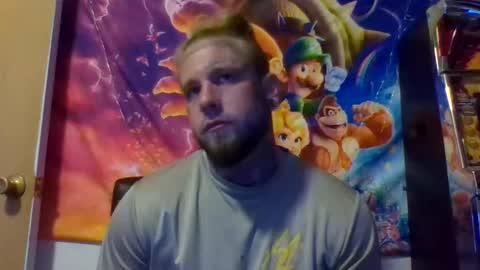 Snapshot of smokebluntafterblunt chatting on 11-19-25, 12:10 smoke online show from 11-19-25, 12:10