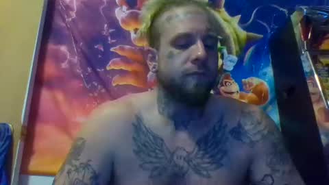 Snapshot of smokebluntafterblunt chatting on 11-24-25, 04:01 smoke online show from 11-24-25, 04:01