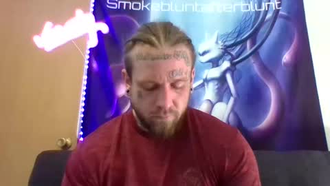 Snapshot of smokebluntafterblunt chatting on 04-23-26, 03:03 smoke online show from 04-23-26, 03:03
