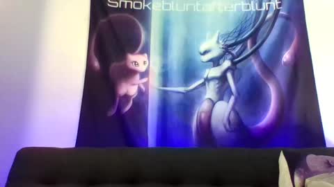 Snapshot of smokebluntafterblunt chatting on 04-28-26, 02:10 smoke online show from 04-28-26, 02:10