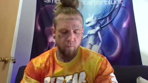 Snapshot of smokebluntafterblunt chatting on 05-07-26, 06:41 smoke online show from 05-07-26, 06:41