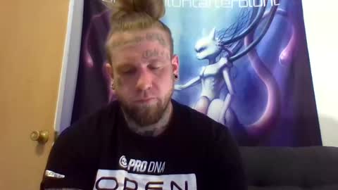 Snapshot of smokebluntafterblunt chatting on 05-09-26, 10:31 smoke online show from 05-09-26, 10:31