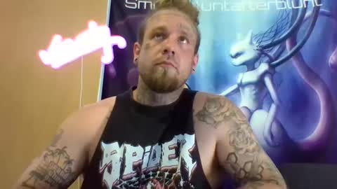 Snapshot of smokebluntafterblunt chatting on 05-28-26, 05:21 smoke online show from 05-28-26, 05:21
