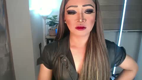 Amanda online show from 03-03-25, 08:21