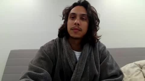 Snapshot of smokestar1991 chatting on 12-20-24, 03:00 SmokeStar online show from 12-20-24, 03:00