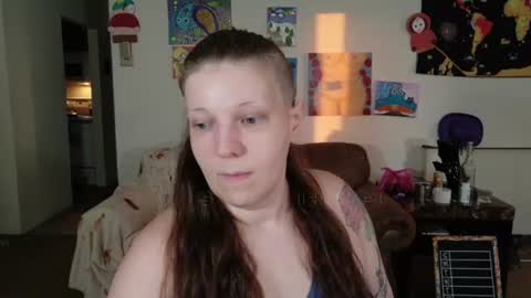 Snapshot of smokihippi chatting on 07-05-26, 02:18 Big Dawg online show from 07-05-26, 02:18