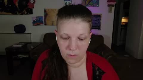 Snapshot of smokihippi chatting on 07-15-26, 10:42 Big Dawg online show from 07-15-26, 10:42