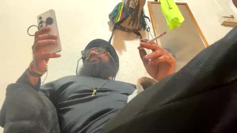 smokingorilla online show from 01-11-26, 03:39