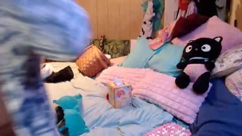 Snapshot of smokydian chatting on 12-25-24, 12:15 DIAN dee-ann online show from 12-25-24, 12:15