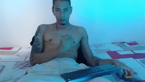 Snapshot of smooke_skinny chatting on 09-12-25, 07:36 Daniel Aston online show from 09-12-25, 07:36