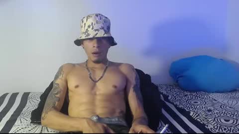 Snapshot of smooke_skinny chatting on 09-20-25, 07:15 Daniel Aston online show from 09-20-25, 07:15