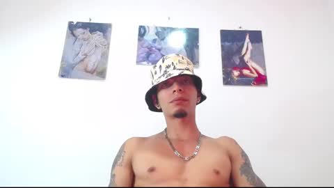 Snapshot of smooke_skinny chatting on 10-12-25, 12:09 Daniel Aston online show from 10-12-25, 12:09