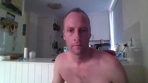 Snapshot of smoothroundbottom chatting on 01-24-25, 05:21 KinkyDonks online show from 01-24-25, 05:21