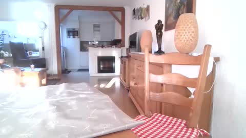 Snapshot of smoothy5460 chatting on 03-16-26, 07:23 smoothy5460 online show from 03-16-26, 07:23