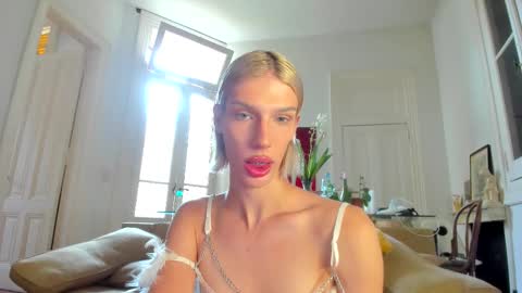   online show from 01-08-26, 03:03