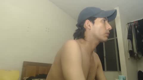 snackontime19 online show from 09-09-25, 06:13