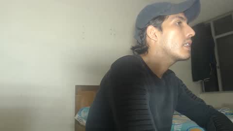 snackontime19 online show from 09-16-25, 04:35