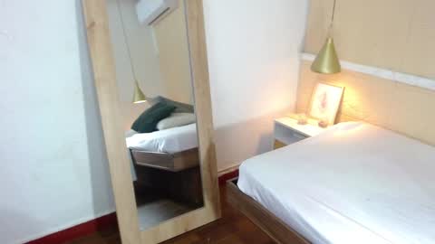 Snapshot of sneakyy_fantasy chatting on 12-10-24, 07:05 Hellen online show from 12-10-24, 07:05