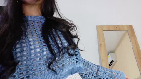 Snapshot of sneakyy_fantasy chatting on 02-05-25, 03:34 Hellen online show from 02-05-25, 03:34