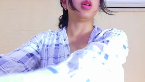 Snapshot of sneakyy_fantasy chatting on 02-28-25, 06:54 Hellen online show from 02-28-25, 06:54