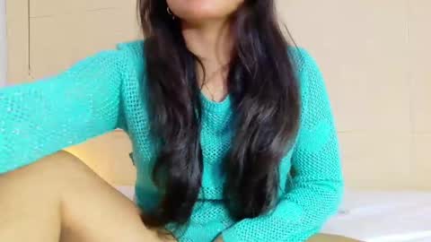 Snapshot of sneakyy_fantasy chatting on 03-07-25, 03:51 Hellen online show from 03-07-25, 03:51