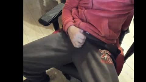 Snapshot of snip1977 chatting on 03-10-25, 08:12 snip1977 online show from 03-10-25, 08:12