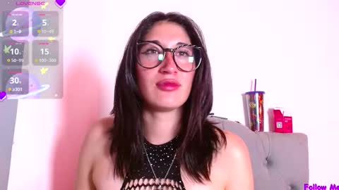 IG     OF red moonn online show from 11-13-25, 08:13