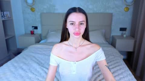 Snapshot of snow_whiteeex chatting on 06-10-26, 04:23 snow_whiteeex online show from 06-10-26, 04:23
