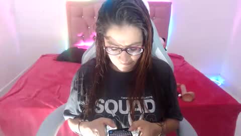 snowhot_69 online show from 03-30-26, 12:33