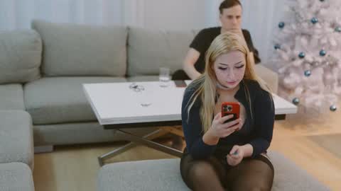 Snowy Bubbles online show from 12-15-25, 12:20