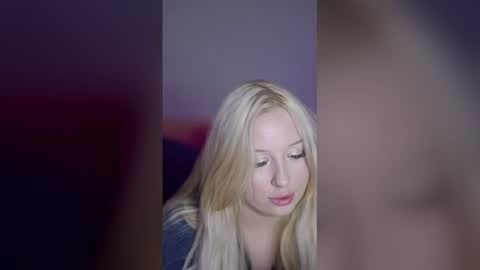 Snapshot of snowyphoenix chatting on 03-20-26, 10:58 Snowy Bubbles online show from 03-20-26, 10:58