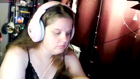 Snapshot of so_cute777 chatting on 11-04-25, 02:10 so cute777 online show from 11-04-25, 02:10